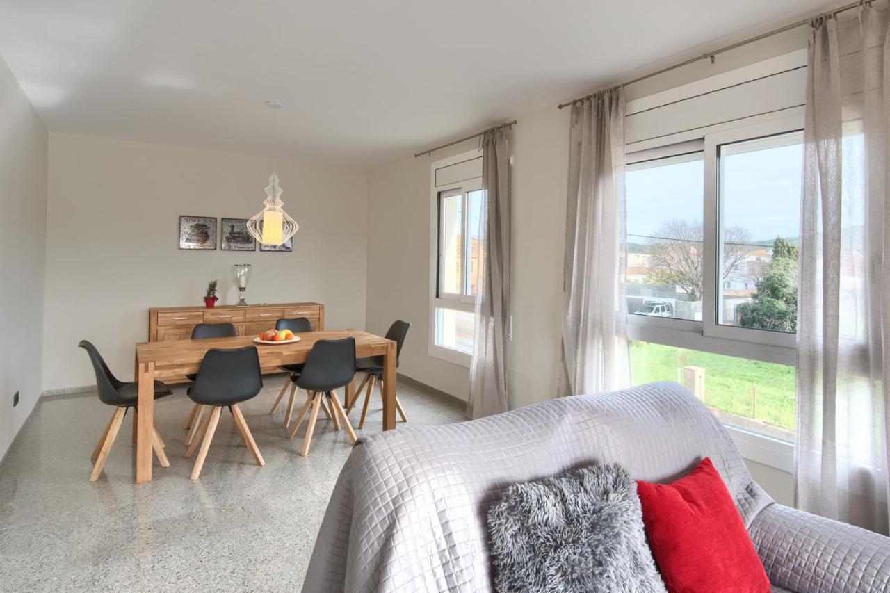 Alquiler Apartamento En Pals Kültér fotó